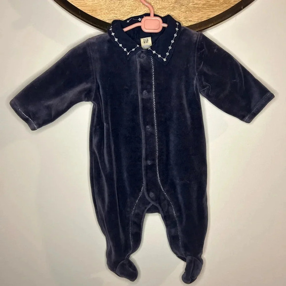 baby gap sleeper  newborn - Picture 1 of 7